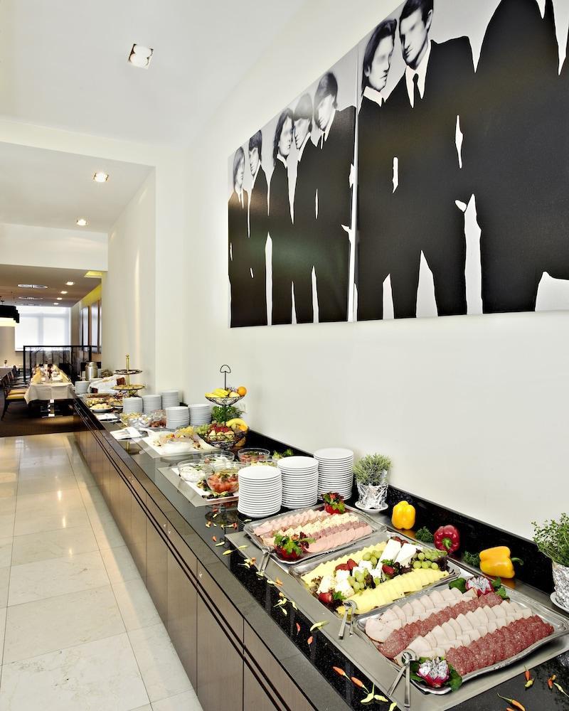 Berlin Mark Hotel Restoran foto